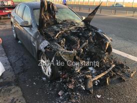 O mașină a luat foc pe Autostrada A4  (galerie foto)       