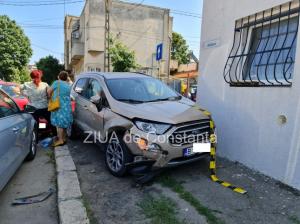 Constanța Accident rutier la intersecția străzii Moldovei cu Dumbrava Roșie. Patru mașini lovite (galerie foto+video)   