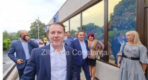 LIVE VIDEO-TEXT. Elevii vor protesta la sediul PNL Premierul Florin Cîțu își prezintă la Constanța moțiunea cu care vrea să devină președintele PNL (galerie foto)               