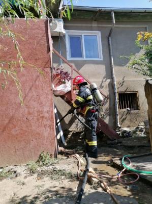 Incendiu la o casă din municipiul Tulcea
