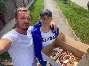 Atena Sport Club Constanța Tort aniversar la zece ani de fructuoasă colaborare antrenor - sportiv între Răzvan Florea și Patrick Dinu (galerie foto) 