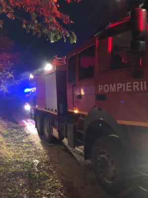 Incendiu în localitatea Nifon, județul Tulcea (galerie foto)   