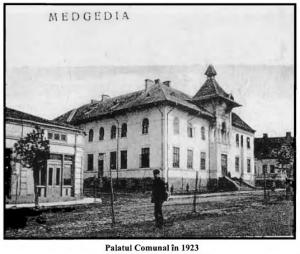 #DobrogeaDigitală „Medgidia-100 de ani de istorie“, de Adrian Ilie. Simboluri şi repere ale oraşului (galerie foto)   