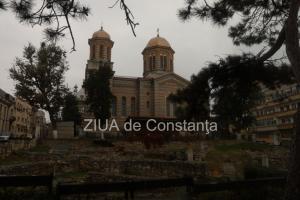 Fotoreportaj Catedrala Ortodoxă „Sfinții Apostoli Petru și Pavel“ din Constanța, supraviețuitoarea unui război (galerie foto)  