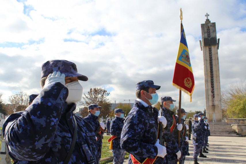 fortele navale romane marinarii militari ceremonie de ziua veteranilor in cimitirul central din constanta