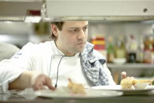 GastroArt.ro Cozonacul lui Păstorel cu 50 ouă, refăcut de Chef Nico Lontras