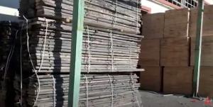 UPDATE, Oficial de la IPJ Constanța Un bărbat a murit după ce a căzut un palet de lemne peste el, în incinta Portului Constanța (VIDEO)  