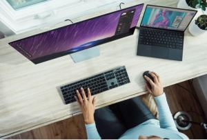 Sondaj de opinie Este mai productivă munca de la birou decât cea de acasă?    