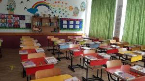 Elevii şi preşcolarii intră în vacanţa de iarnă. Când vor reveni în bănci