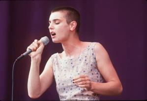 Fiul de 17 ani al cântăreţei Sinead O\'Connor a fost găsit mort. Era dat dispărut de joi 