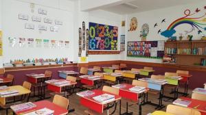 Preşcolarii şi elevii din învăţământul primar se întorc la cursuri după vacanţa de iarnă