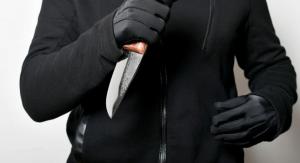 Arestat pentru tentativă de omor Femeie înjunghiată de către soțul său în județul Argeș