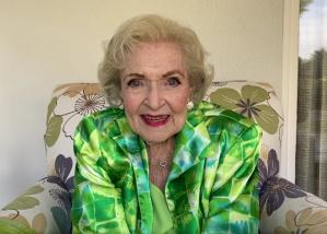 Actriţa Betty White le-a transmis un mesaj fanilor cu câteva zile înainte de a muri.\
