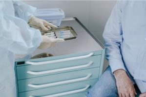 CNCAV Câte persoane s-au vaccinat împotriva COVID-19 în ultimele 24 de ore. Reacții adverse raportate 