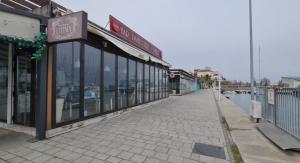 Fotoreportaj Portul Tomis începe să devină tot mai pustiu (GALERIE FOTO+VIDEO)     