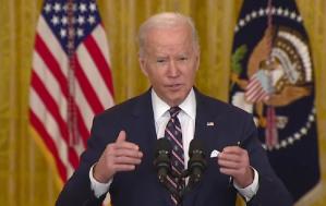 Biden anunţă prima serie de sancţiuni economice împotriva Rusiei. \