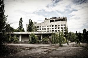 Centrala nucleară de la Cernobîl, capturată de forţele ruse. \