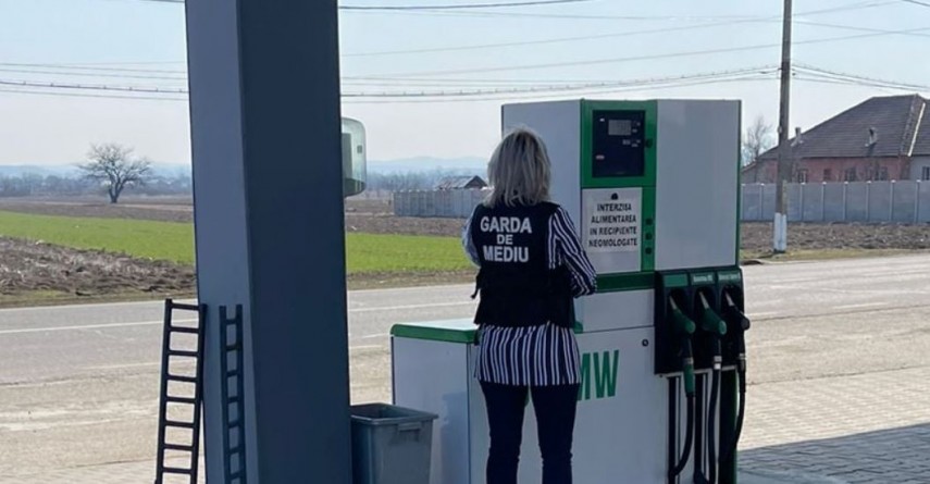 Control la o benzinărie, Sursa foto: Facebook/ Garda Națională de Mediu 