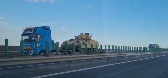 Transport de tehnică militară pe Autostrada A4