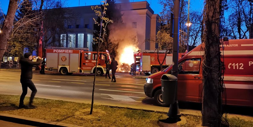 Accident la Ambasada Rusiei. Foto: facebook/Tudor Bogdan Teodorescu