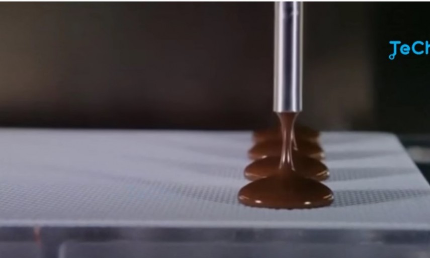 Imagini din fabrica de ciocolată Foto captură video Youtube