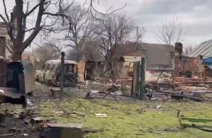 Cum arată Andriivka, satul din Ucraina în care nicio casă nu a rămas întreagă după ocupaţia armatei ruse (VIDEO)