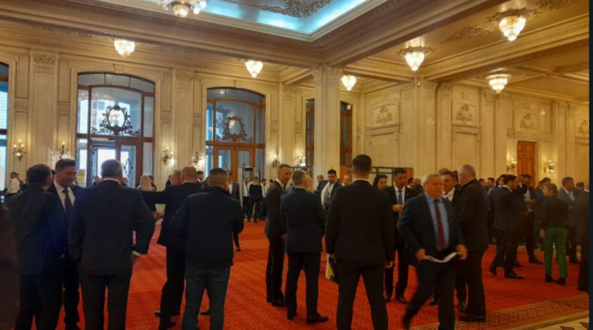 Liberalii isi aleg azi noul presedinte: Congres PNL la Palatul Parlamentului. 35 de delegati de la Constanta (GALERIE FOTO) 