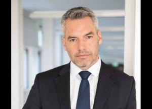Cancelarul austriac Karl Nehammer se va deplasa la Moscova pentru a se întâlni cu preşedintele rus Vladimir Putin