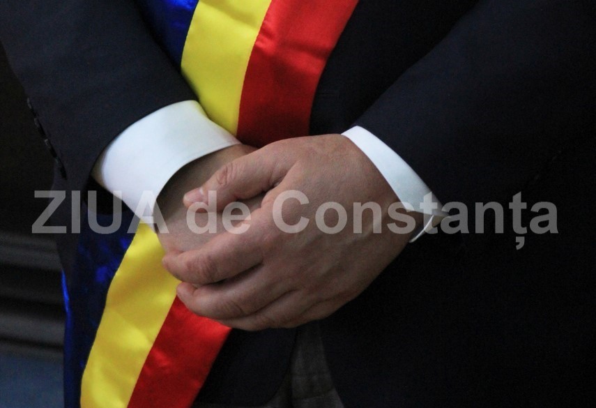 Banderolă primar - Sursa foto: Arhivă ZIUA de Constanța