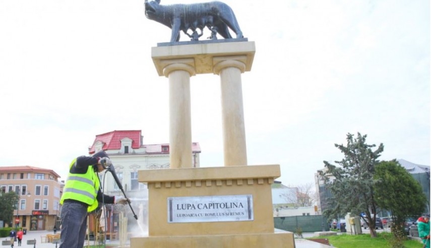 25 de statui și monumente istorice din municipiul Constanța vor fi restaurate și puse în valoare anul acesta. Foto: Primăria Constanța