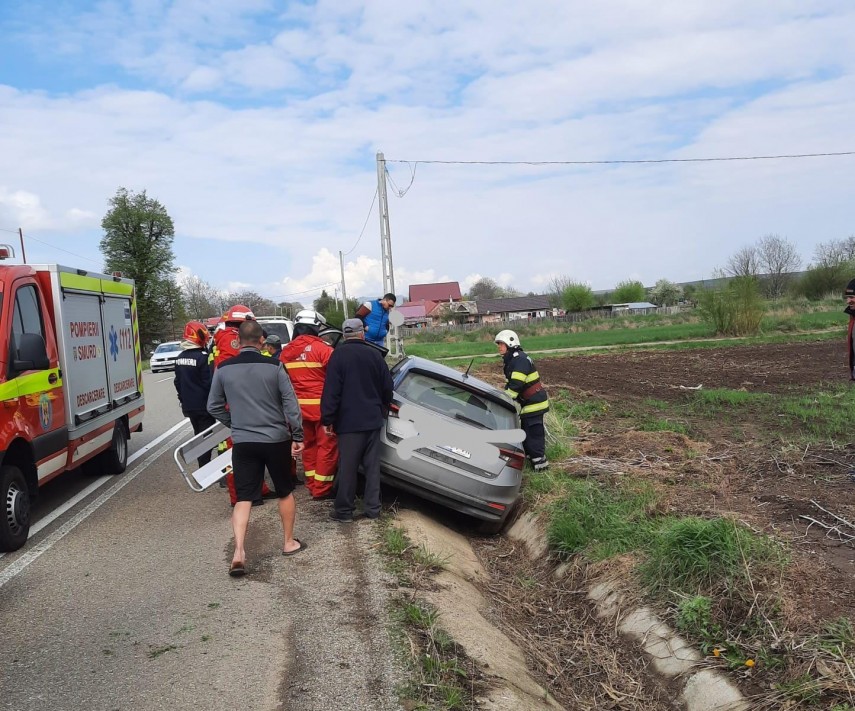Accident la Borșeni, județul Suceava. Foto: ISU Suceava