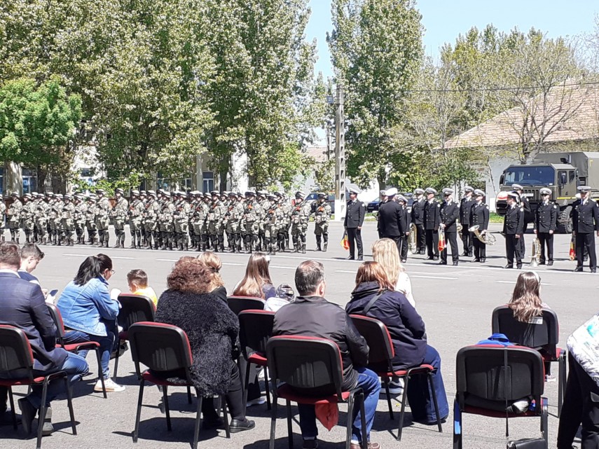 constanta ceremonialul de repatriere a detasamentului gheparzii de fier la comandamentul brigazii 9 mecanizata