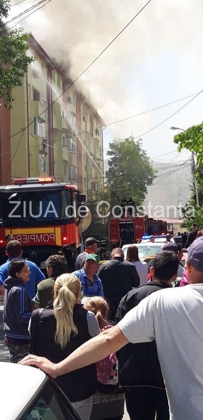 judetul constanta incendiu violent la un bloc din navodari galerie foto video 782311