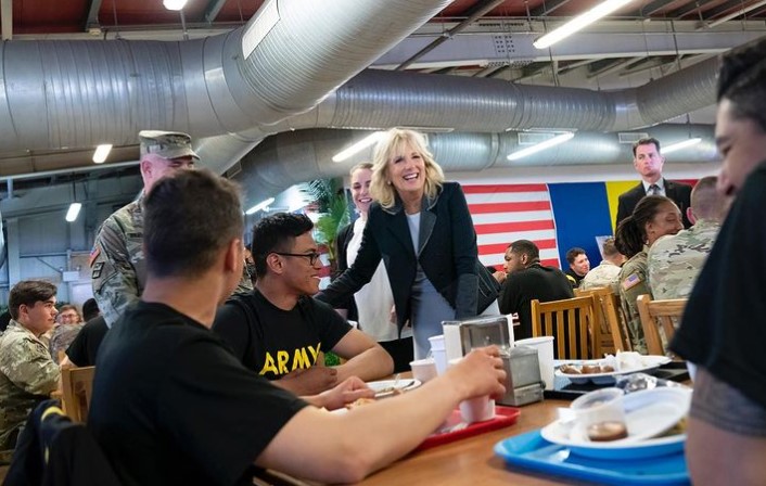 Jill Biden în Baza Militară de la Mihail Kogălniceanu. Foto: Instagram/Flotus