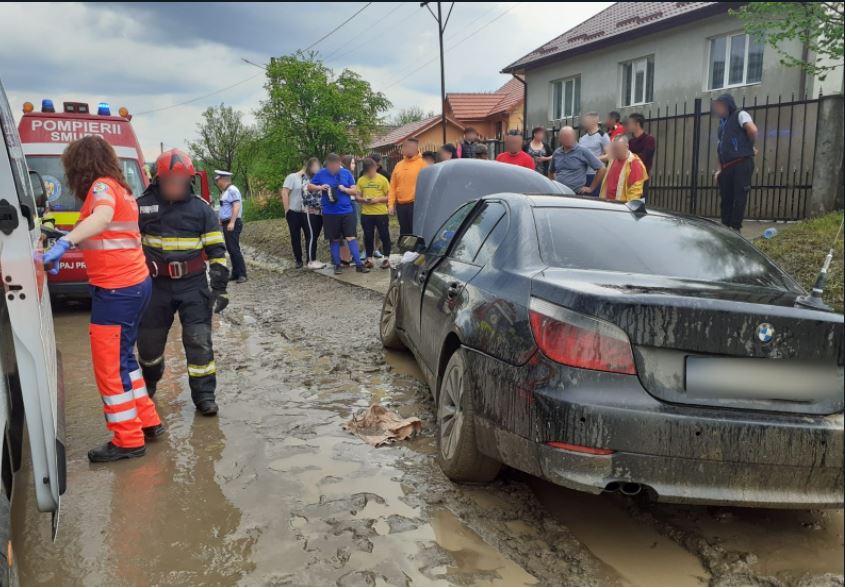  Intervenție în urma unui accident rutier produs în Sântioana, foto: ISU Cluj 