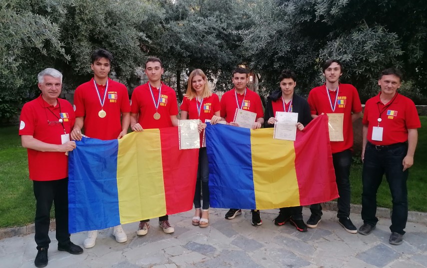 Echipa României, 6 medalii și locul I pe echipe la Olimpiada Balcanică de Matematică pentru seniori 2022. Foto: Ministerul Educației