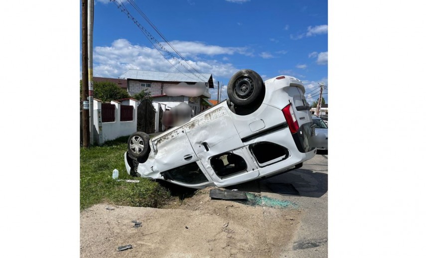 Accident rutier în localitatea Moșoaia , foto: IPJ Argeș 