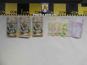 Trei bihoreni au furat jumătate de milion de lei din sediul unei firme