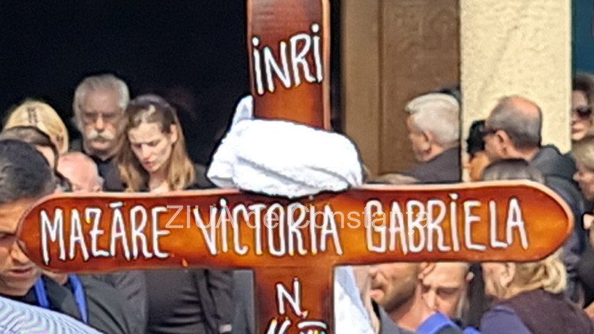 Inmormântare Gabriela Mazăre. 