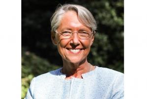 Cine este Elisabeth Borne, prima femeie prim-ministru din ultimii 30 de ani în Franța