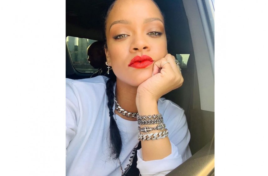 Rihanna a devenit mămică! Foto: Facebook/ Rihanna 