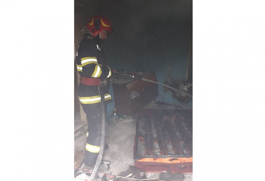 Incendiu locuință în localitatea Văcăreni, foto: ISU Delta Tulcea 