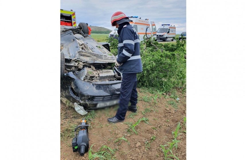 Accident rutier. foto: ISU Delta Tulcea