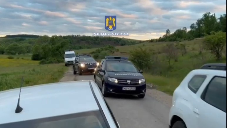 Percheziții. Foto+video: Poliția Română