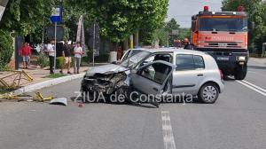 Județul Constanța Accident rutier în Murfatlar. Un autoturism a intrat în stâlp (GALERIE FOTO+VIDEO)    
