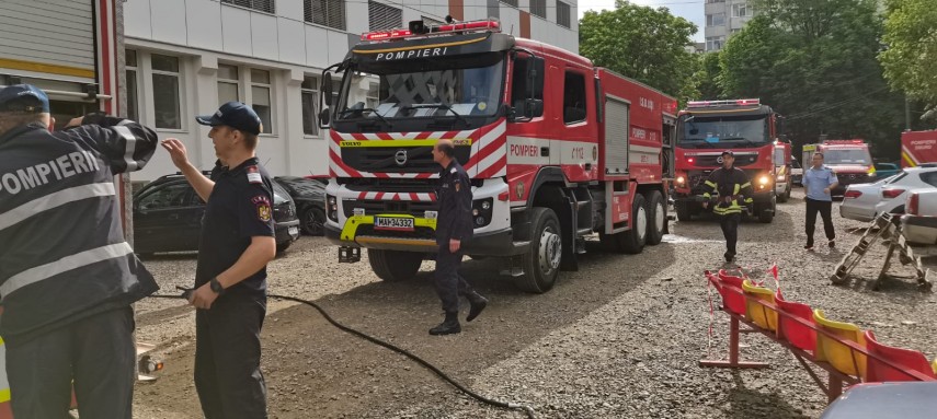 incendiu la Spitalul de Copii din Iași. Foto: ISU Iași
