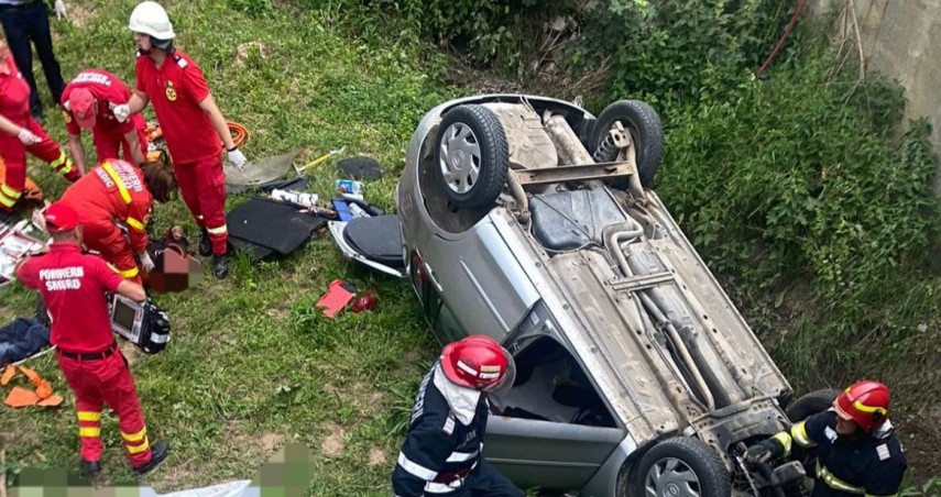 Accident rutier cu victime in loc. Barjoveni com. Secuieni, foto: ISU NT 