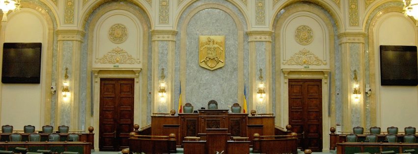 proiect iniţiat de Guvern care modifică Legea audiovizualului, foto: Facebook/ Senatul României 