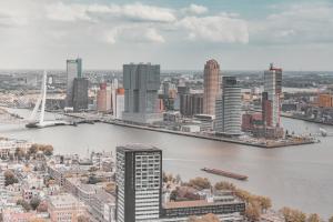 7 iunie 1340. A fost fondat orașul Rotterdam în Olanda