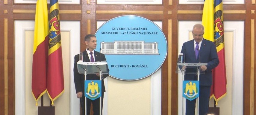 Ministrul Apărării Vasile Dîncu și ministrul apărării din Republica Moldova, Anatolie Nosatîi. Foto: Facebook/MApN